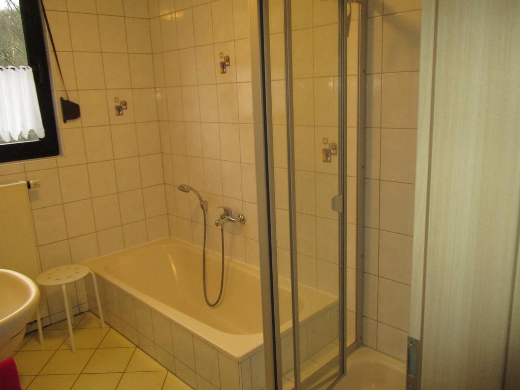 Ferienwohnung An Der Lay Bach  ภายนอก รูปภาพ