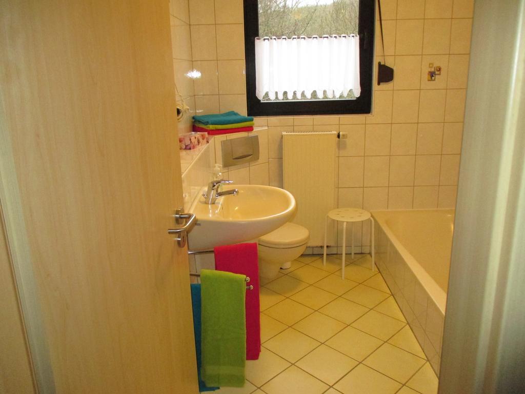 Ferienwohnung An Der Lay Bach  ภายนอก รูปภาพ